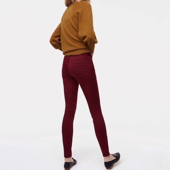 NWT!! LOFT Petite Skinny Sateen Zip Pants burgundy wine - Picture 2 of 5